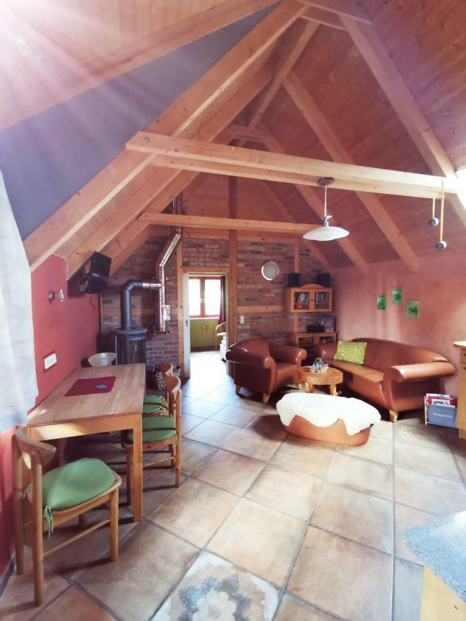 Ziegeleihof Inmitten Von Wiesen Und Waeldern Degenershausen Buitenkant foto